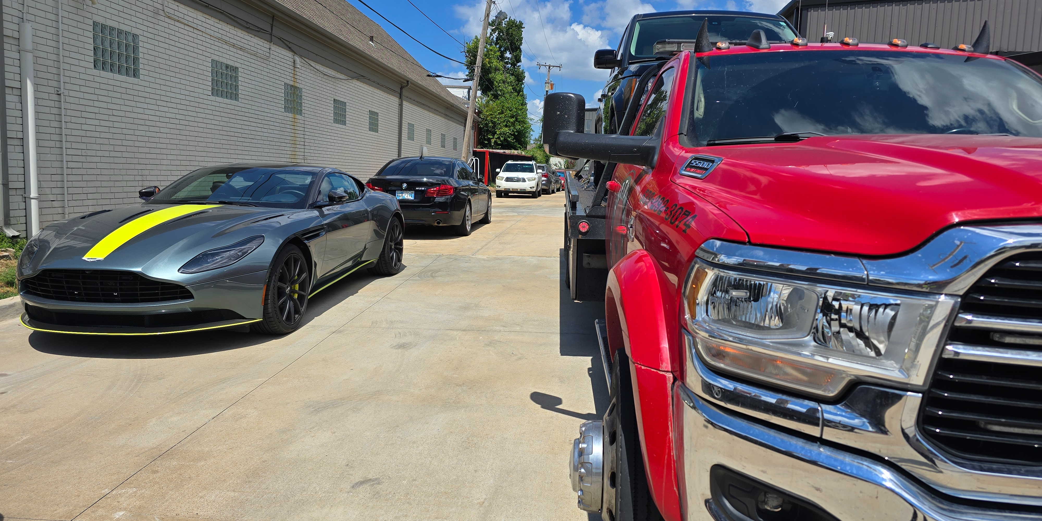 Flatbed Towing Tulsa | Safe, Damage-Free Vehicle Transport Image