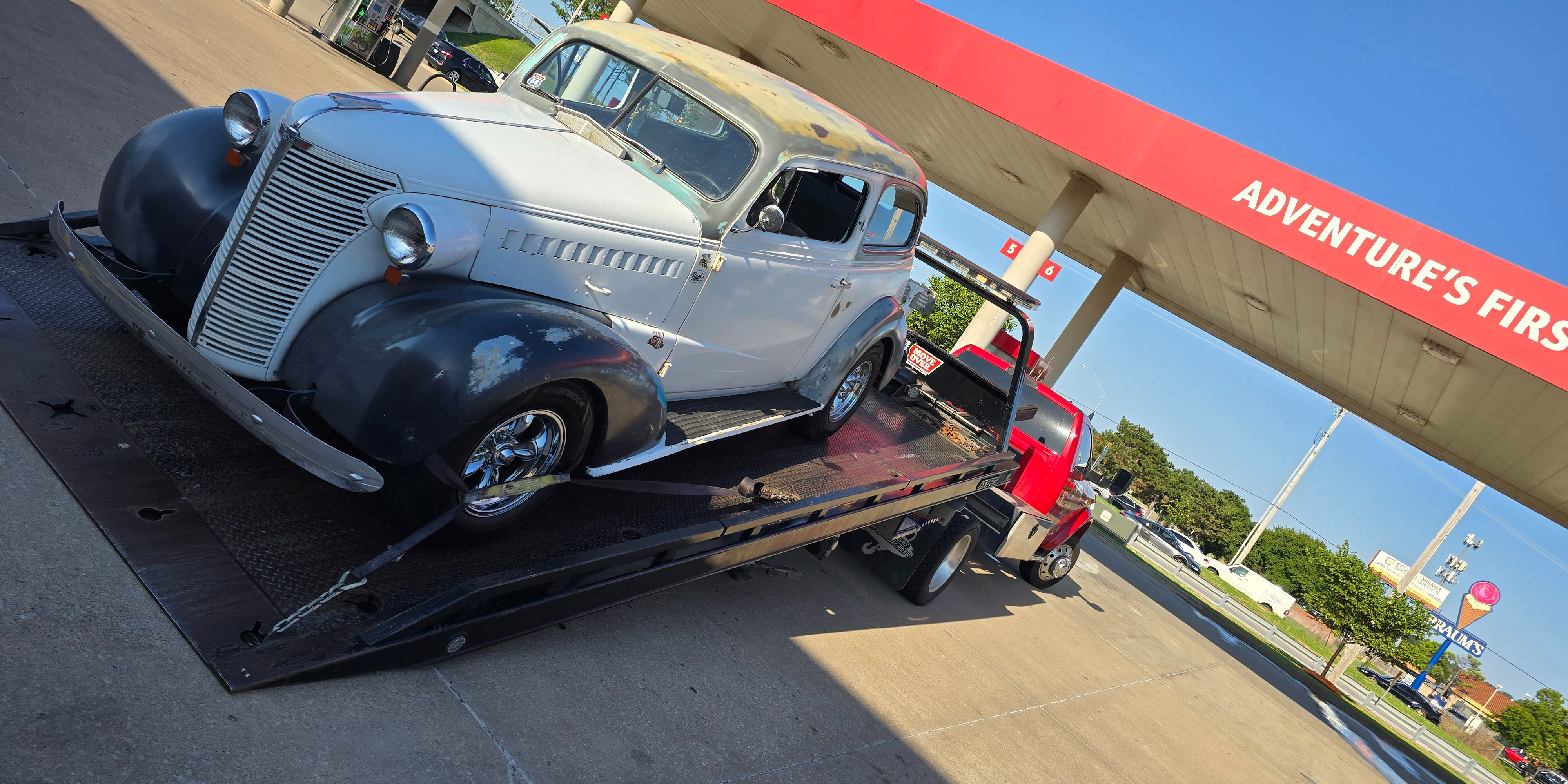 Car Breakdown Towing Tulsa | What To Do Next Image