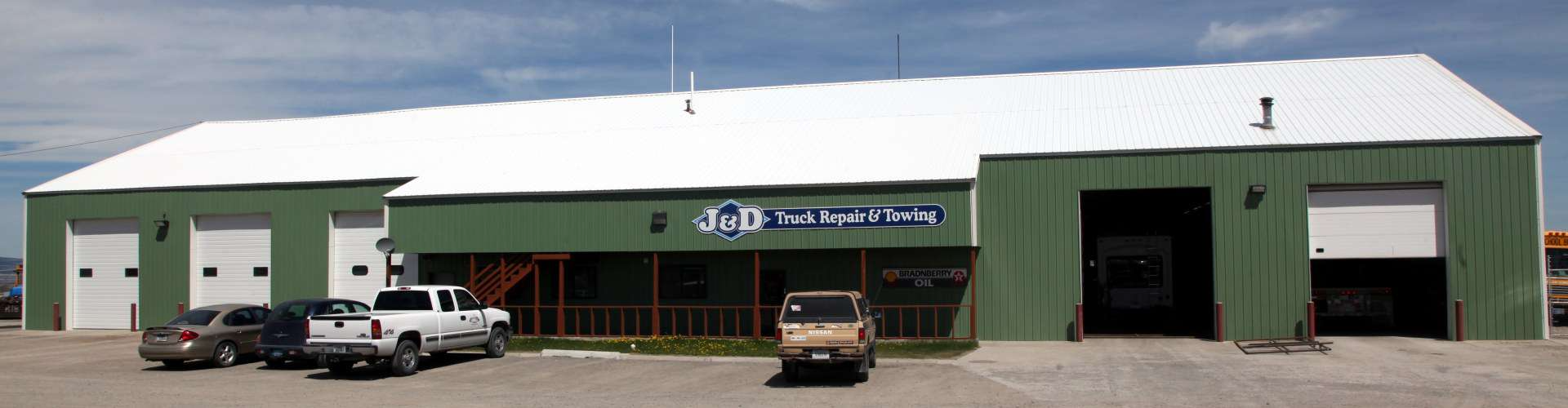 J&D Truck Repair and Towing Towing.com Profile Banner