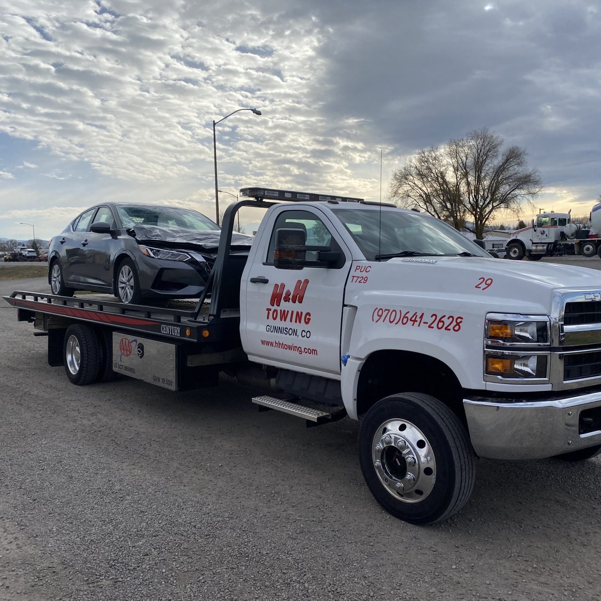 H&H Towing and Auto Repair Towing.com Profile Banner
