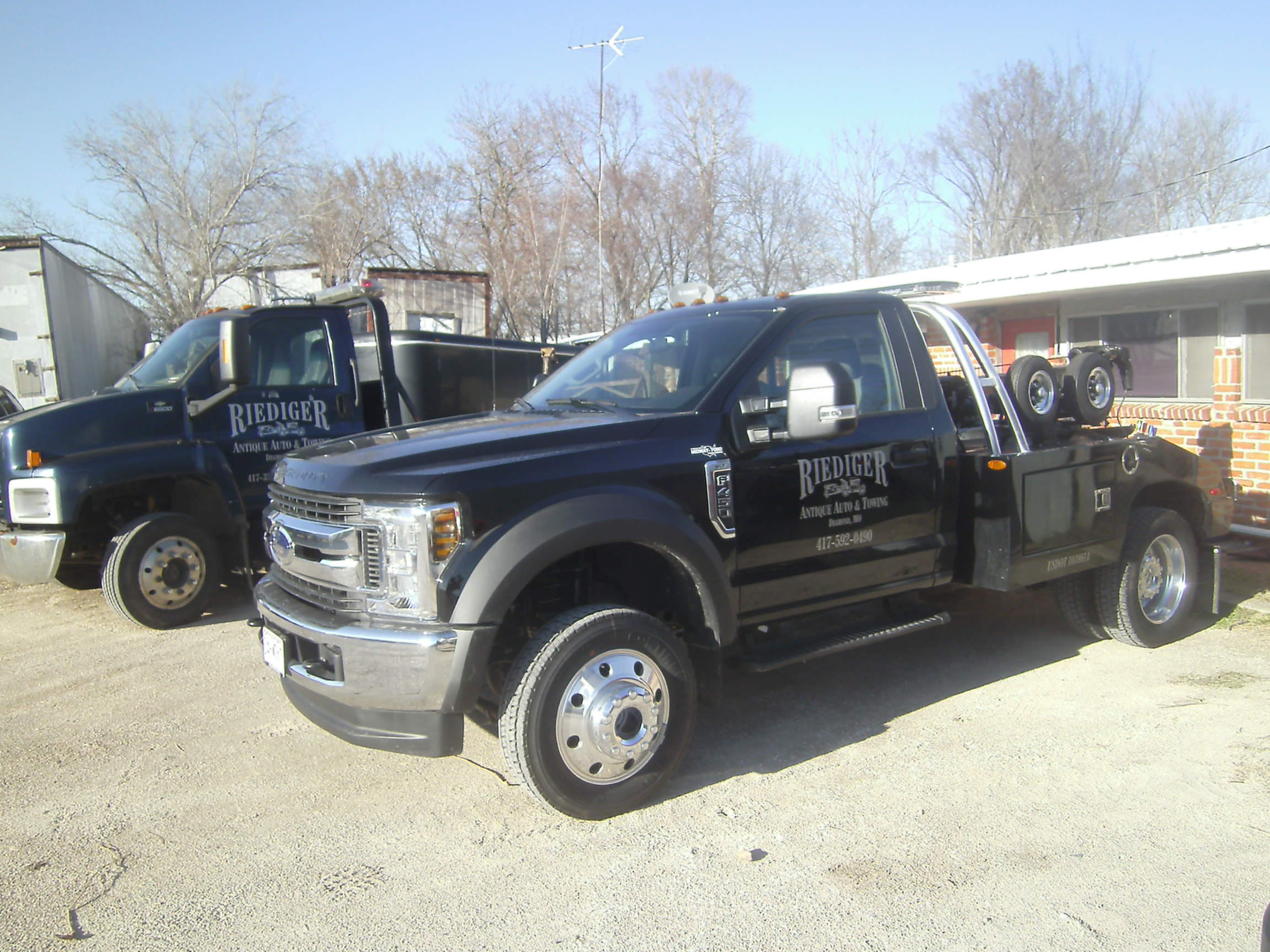 Riediger Antique Auto & Towing in Diamond, Missouri - Towing.com